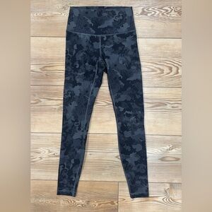 Lululemon size 6 leggings